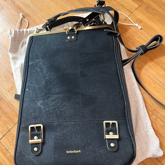 la flore paris bobobark bagpack - Picture 2 of 3